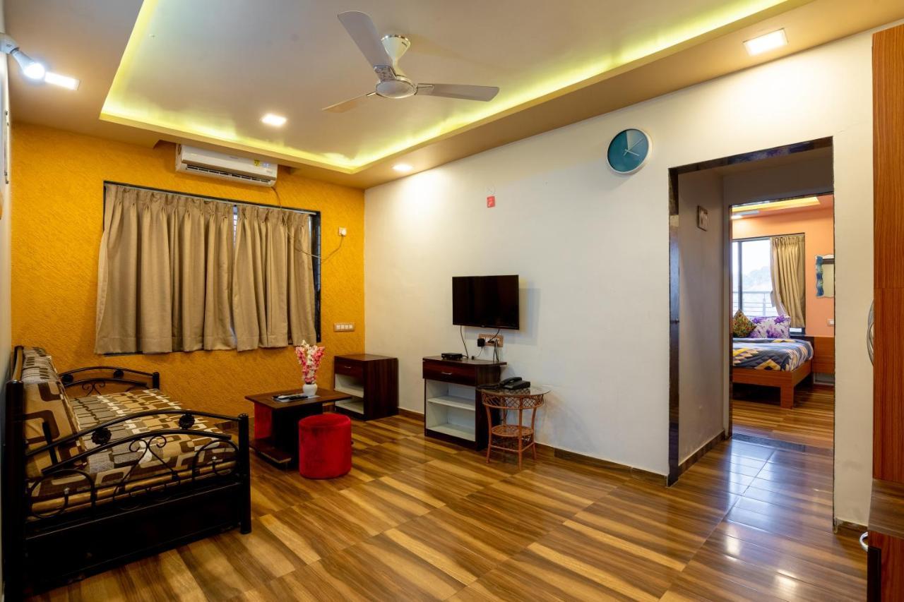 Pooja Villa Suites-Rooms And Pool, Igatpuri Exterior photo